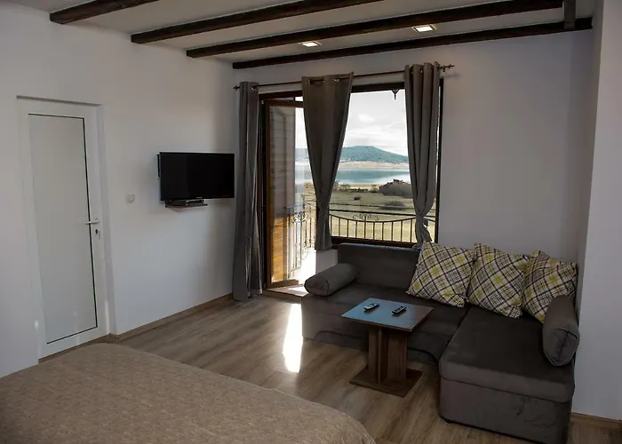 Lidia 3* Tsigov Chark