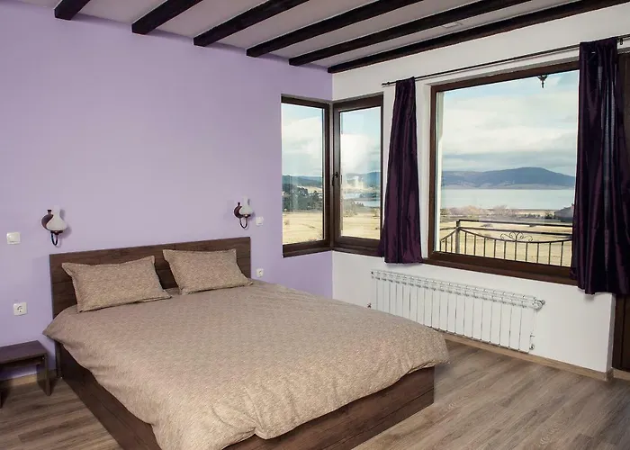 Lidia Guest house 3*